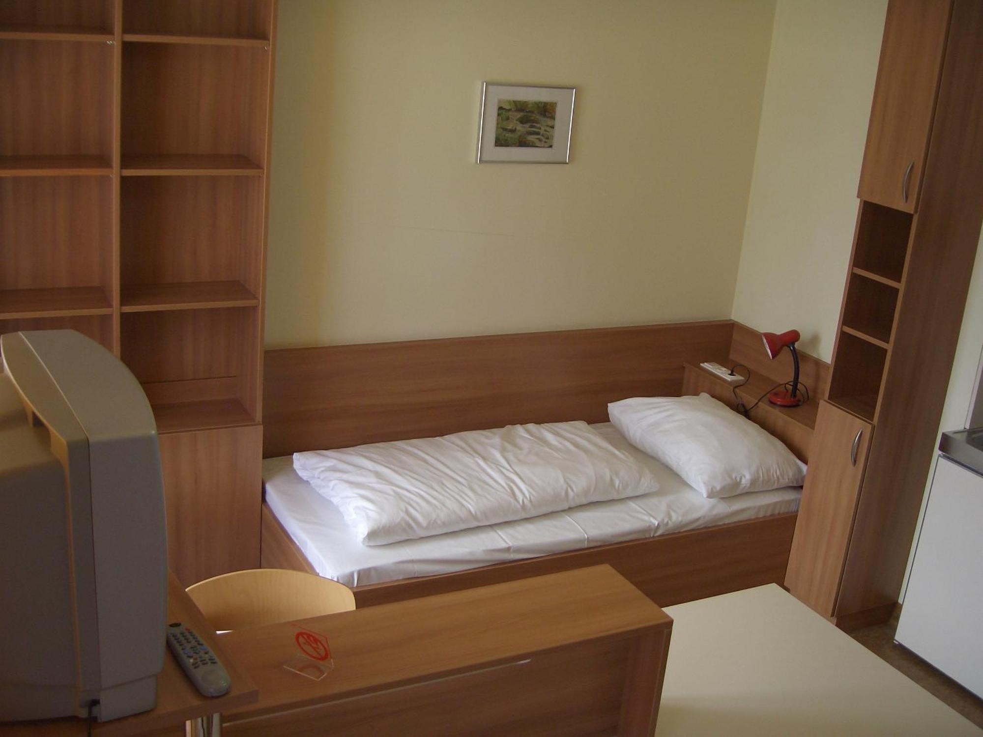 Ostello Kolping Campus Krems Esterno foto